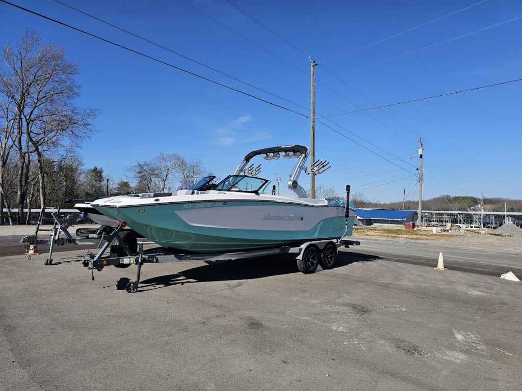 Pre-owned Boats