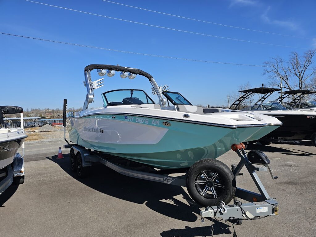 Pre-owned Boats